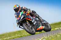 anglesey-no-limits-trackday;anglesey-photographs;anglesey-trackday-photographs;enduro-digital-images;event-digital-images;eventdigitalimages;no-limits-trackdays;peter-wileman-photography;racing-digital-images;trac-mon;trackday-digital-images;trackday-photos;ty-croes